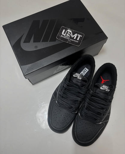 JORDAN 1 x TRAVIS SCOTT ‘BLACK PHANTOM’
